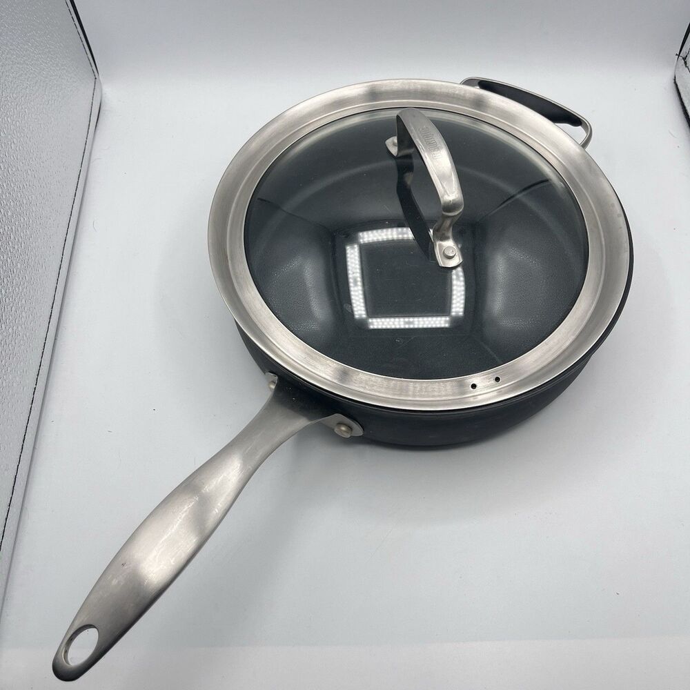 BELGIQUE 9.5 In 3 Quart HARD ANODIZED Saucepan and Glass Lid - 30209